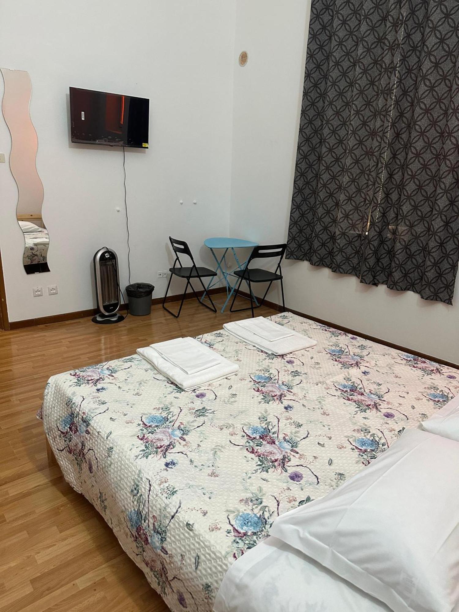 รูม 77 ฟลอเรนซ์ Hotel ภายนอก รูปภาพ
